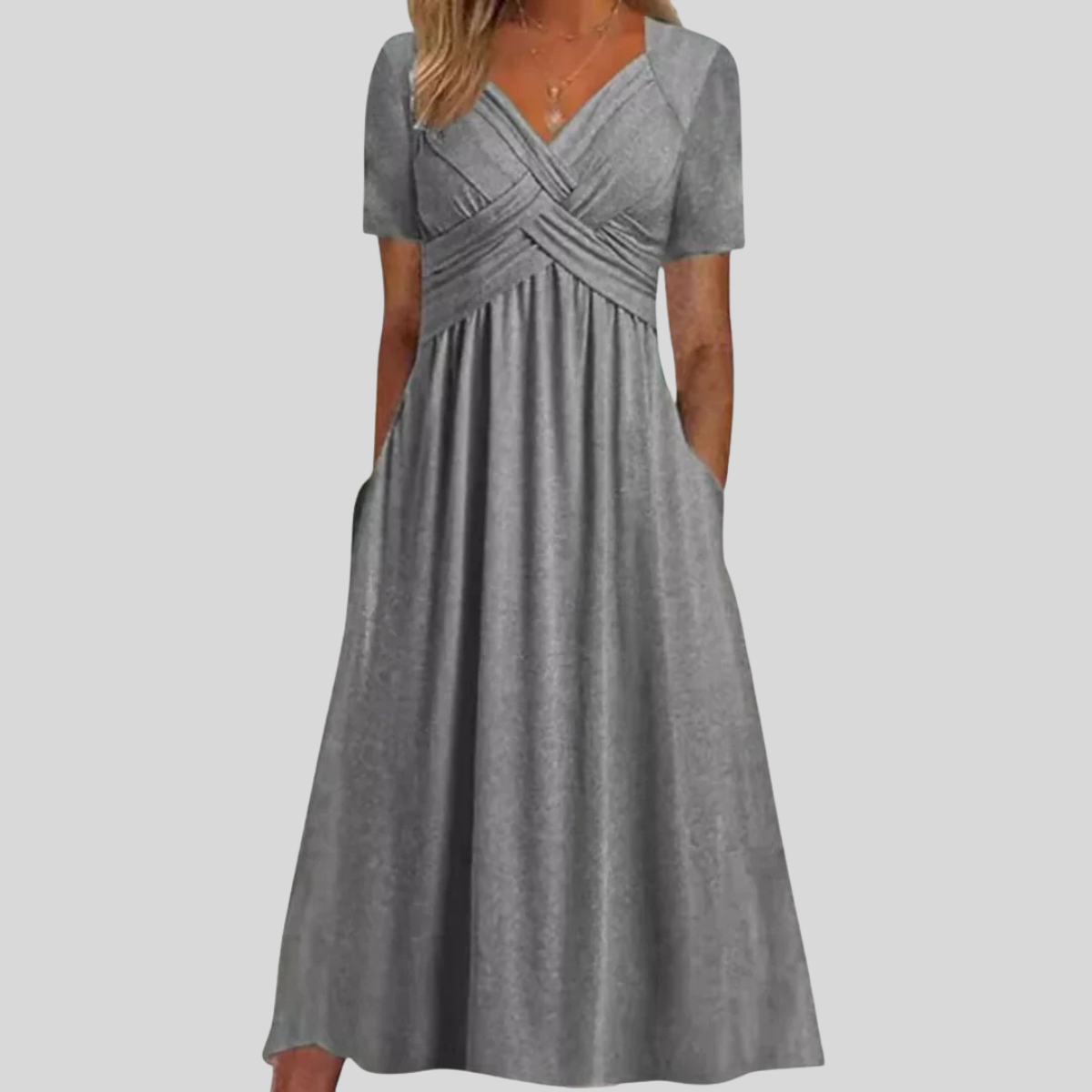 Amanda - Flattering Dress