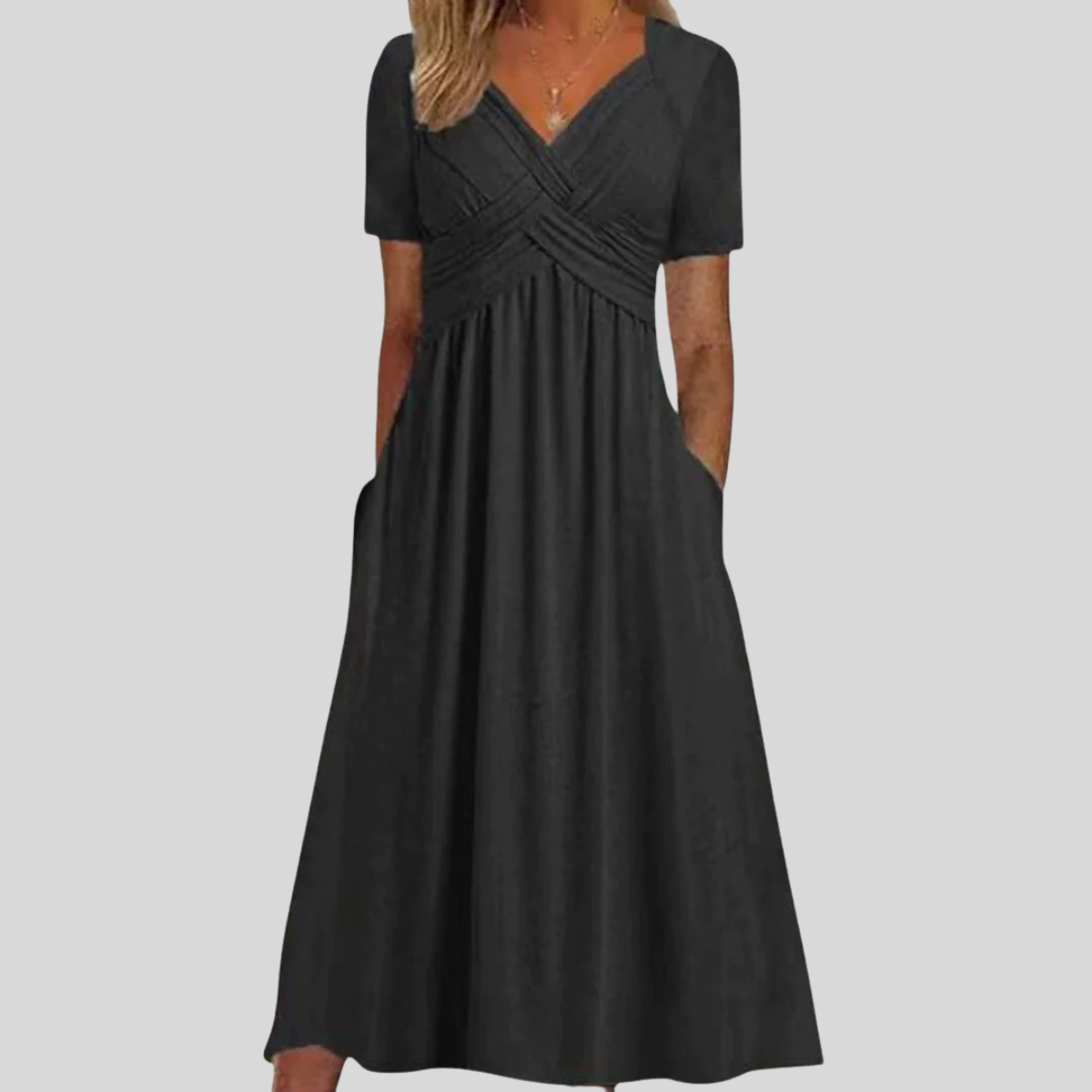 Amanda - Flattering Dress