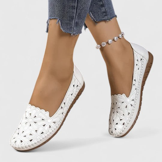 Molly | Women's Slip-On Closed Toe Sandals