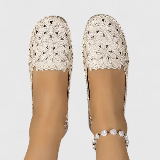 Molly | Women's Slip-On Closed Toe Sandals