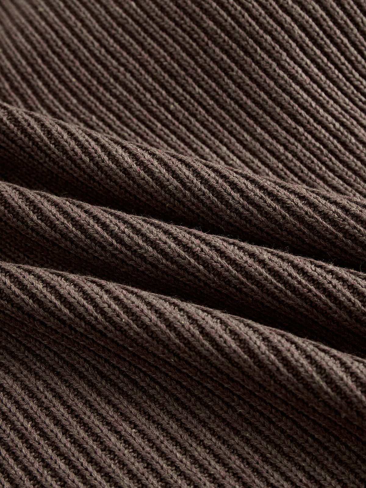 Niena | Classic Pleated Knit Midi Dress