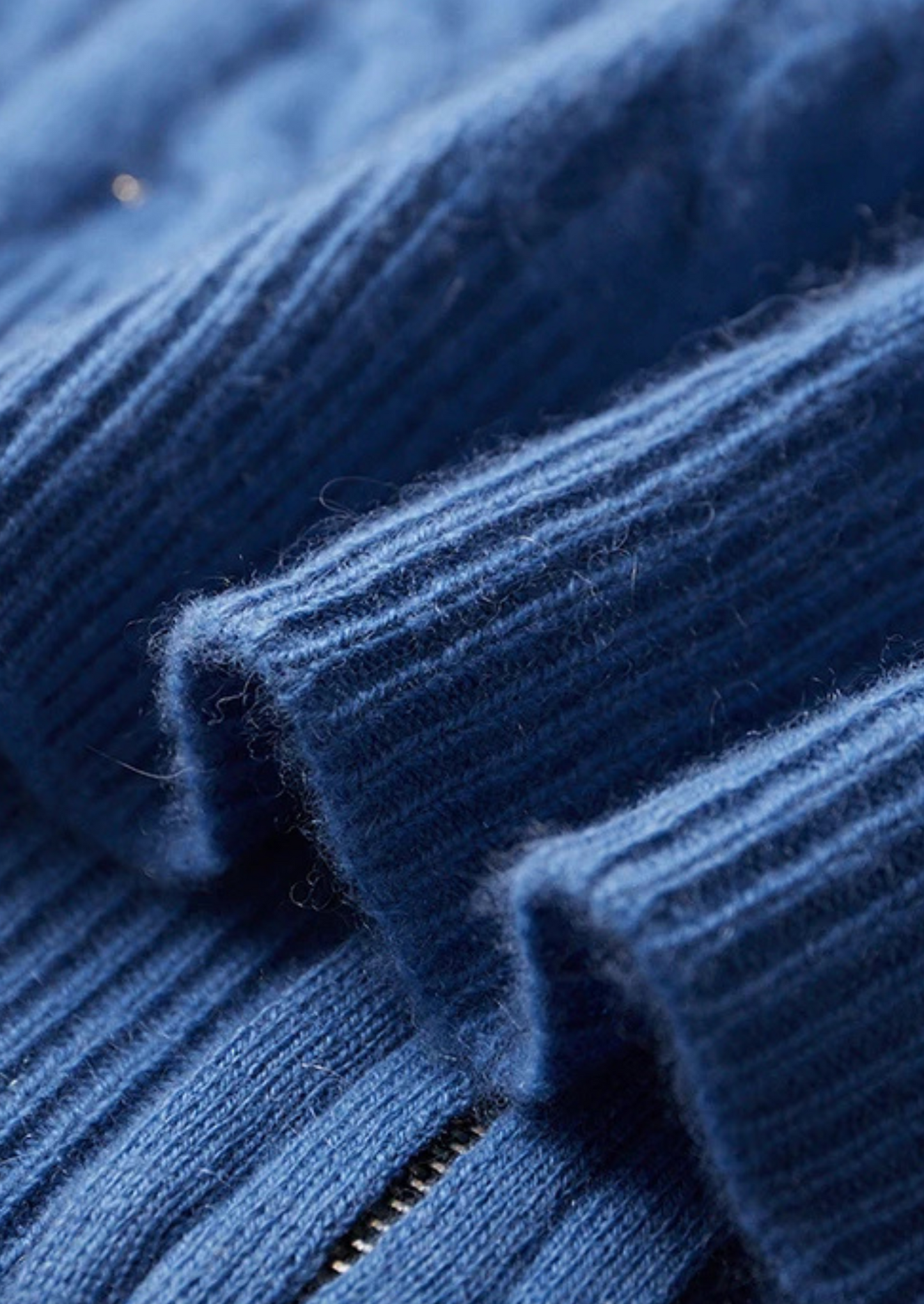 100% CASHMERE CABLE KNIT ZIPPER HOODIE