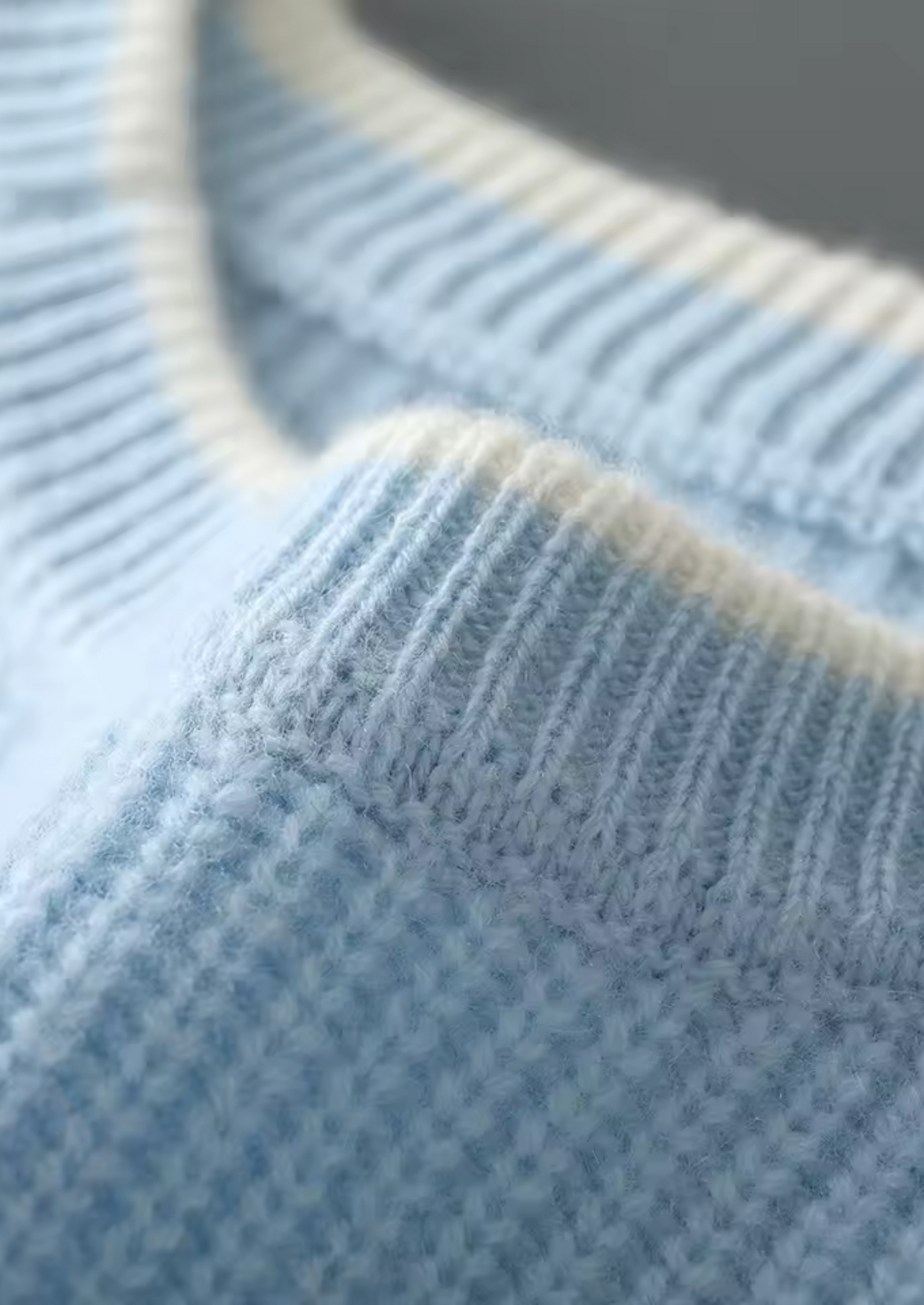 WOOL TWO TONE CREWNECK