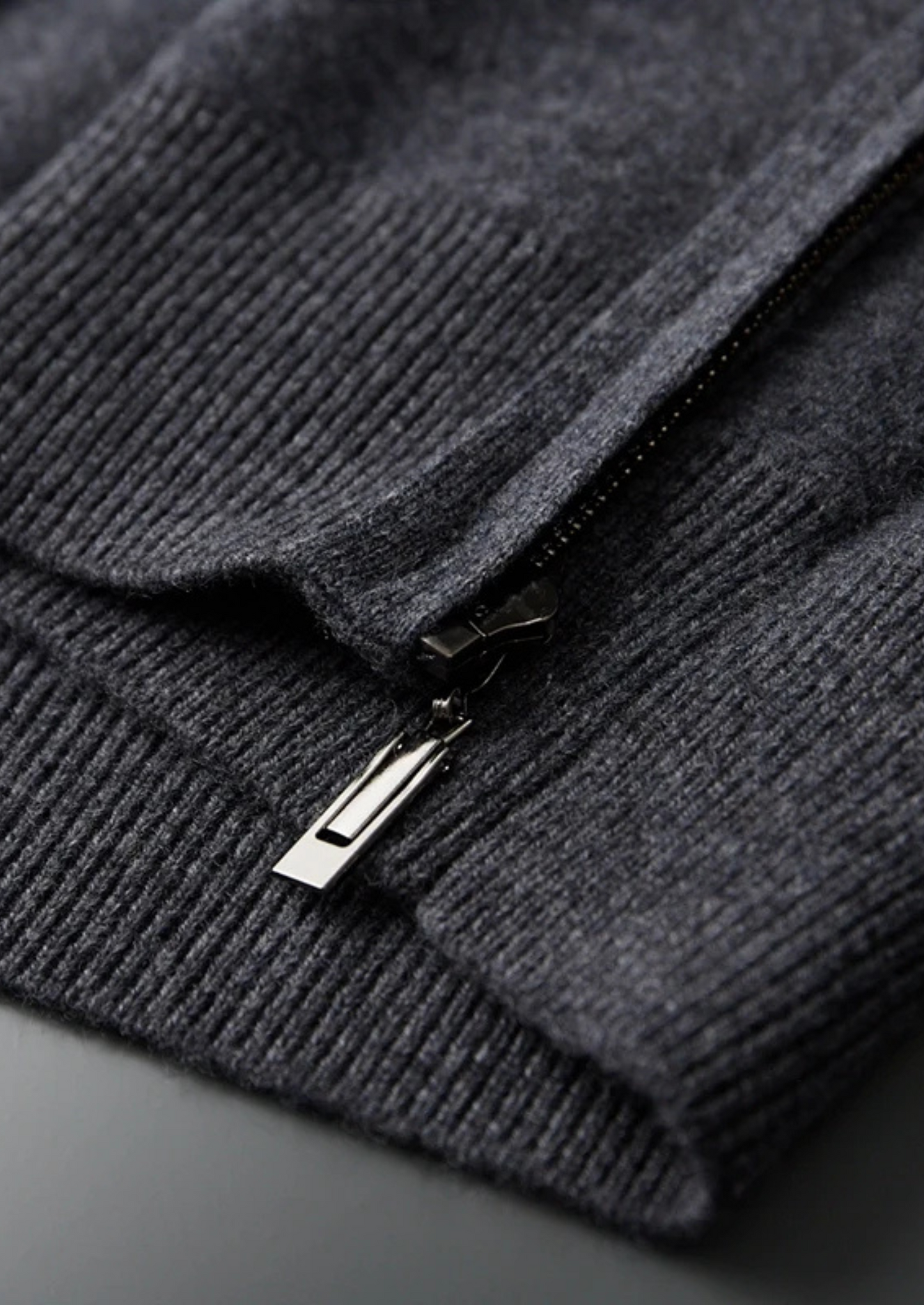 100% CASHMERE ZIPPER HOODIE