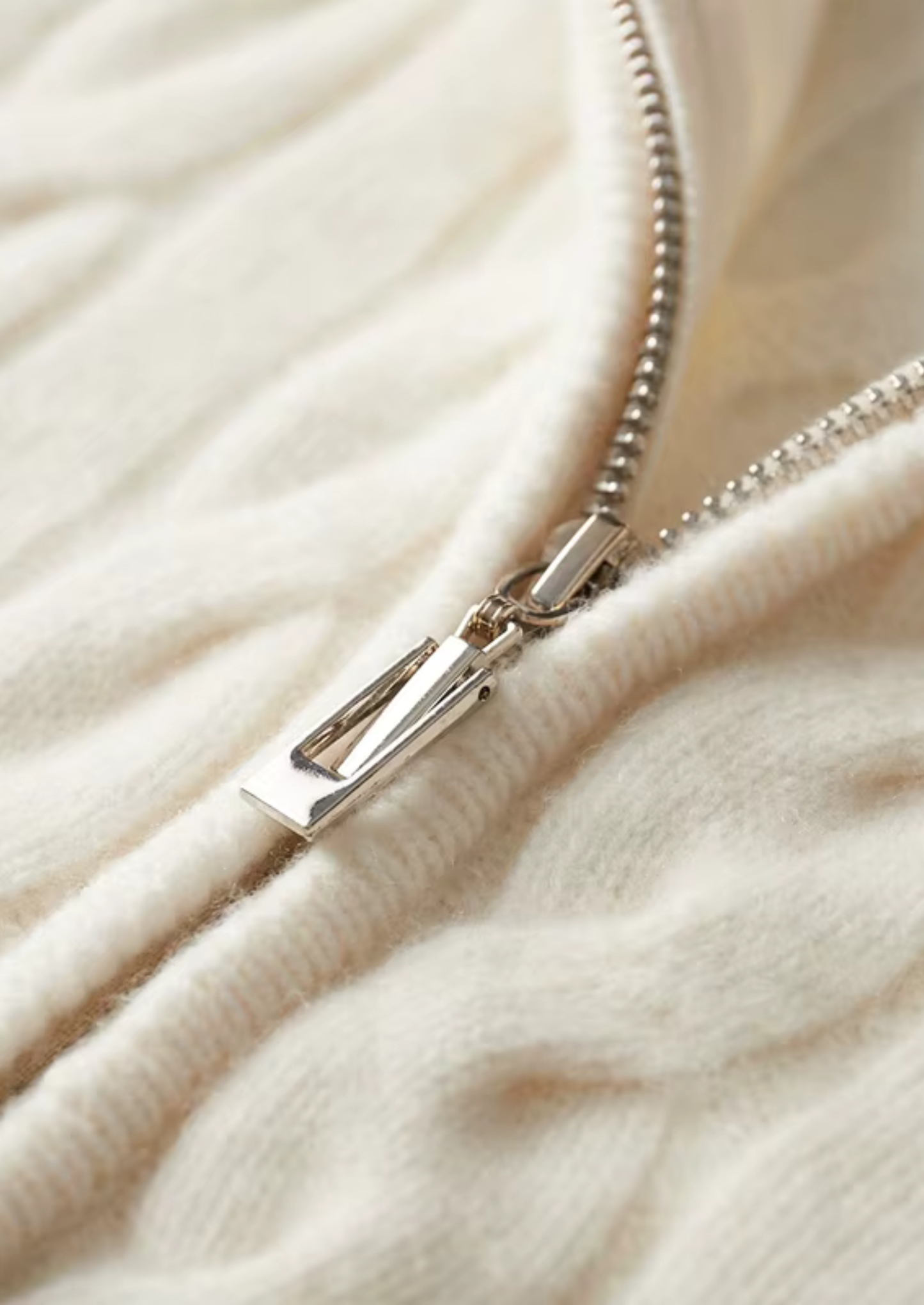 WOOL DUAL-ZIP CABLE CARDIGAN