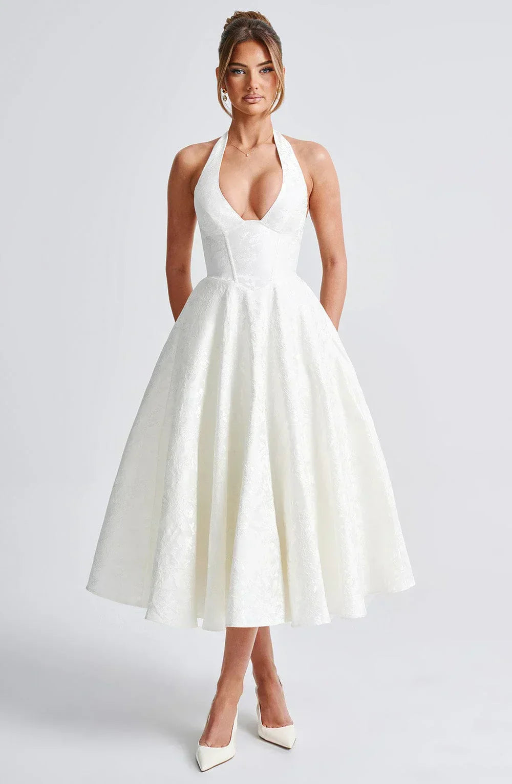 Women's Wedding Guest Midi Dress with Backless Design and Flared Skirt